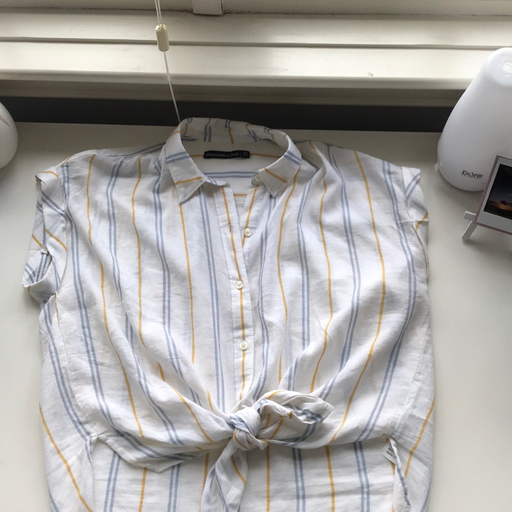 never worn Abercrombie&Fitch tank top